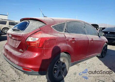 2014 Ford Focus Se z USA, uszkodzony, nr VIN 1FADP3K22EL373727